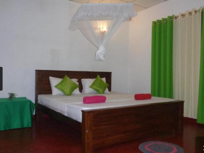 Green Valley Home Stay Talpe Habitación foto